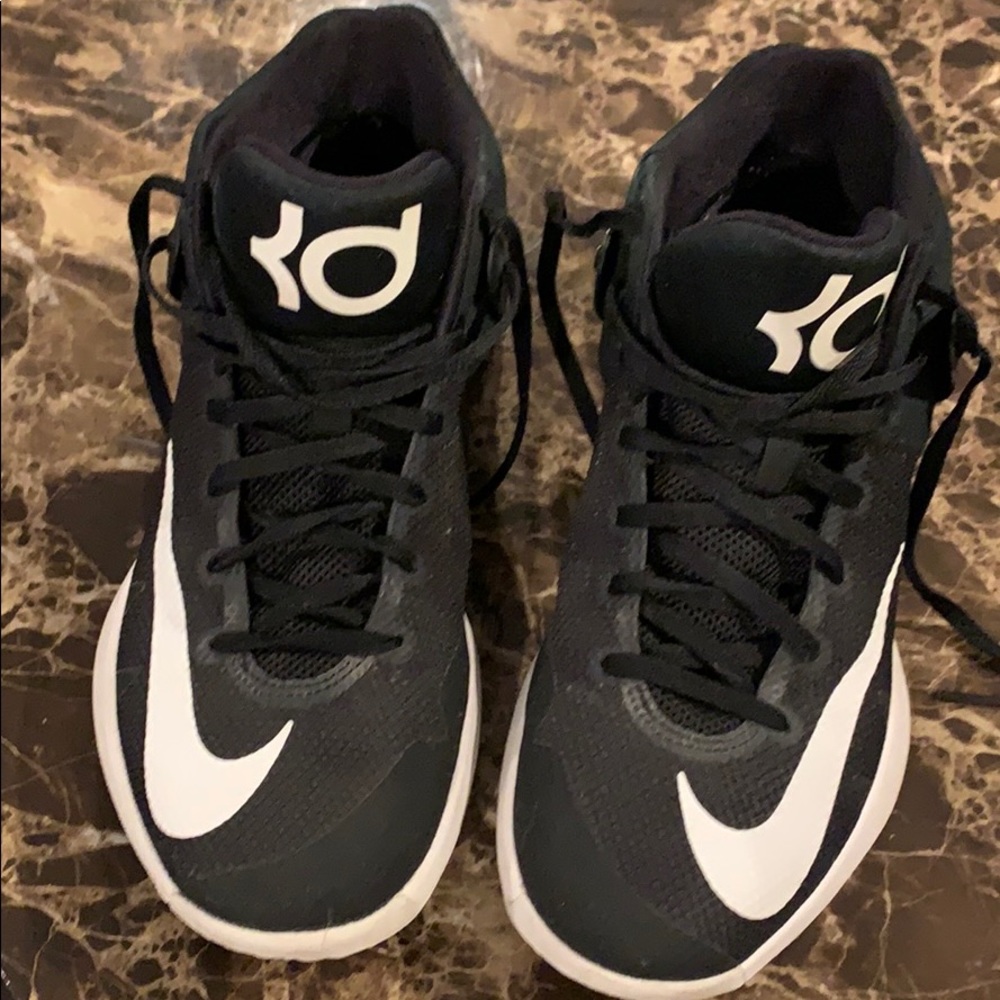 Nike KD Trey 4 basketball shoes